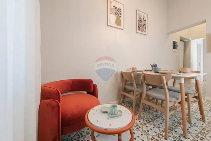 Tirane, jepet me qera apartament 2+1 Kati 4, 50 m² 1.300 € (Shallvaret)