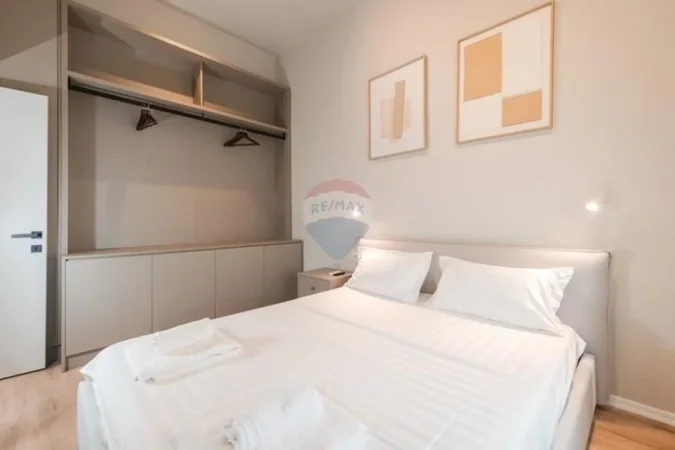 Tirane, jepet me qera apartament 2+1 Kati 4, 50 m² 1.300 € (Shallvaret)