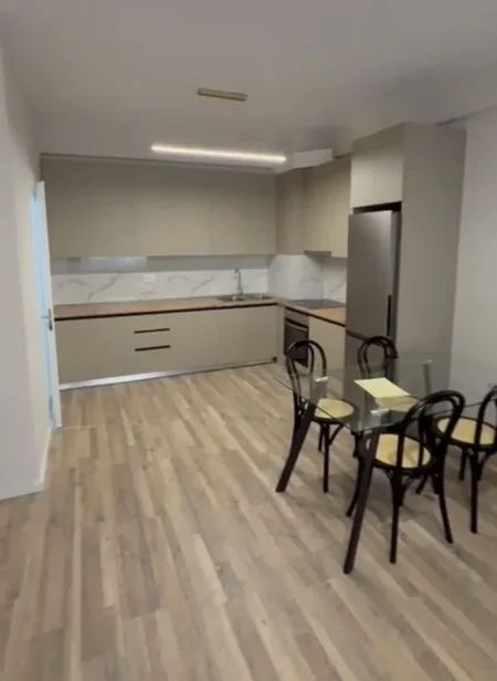 Tirane, jepet me qera apartament 1+1+Parkim Kati 4, 70 m² 500 € (Astir Urban Gate)