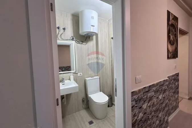 Tirane, jepet me qera apartament 2+1 Kati 0, 63 m² 650 € (Kodra e Diellit)