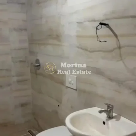 Tirane, shitet apartament 1+1 Kati 4, 53 m² 85.000 € (Fresku)