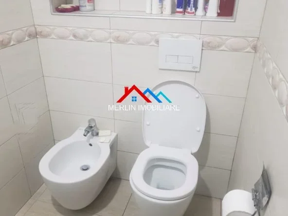 Tirane, jepet me qera apartament 2+1+Ballkon Kati 2, 111 m² 778 € (MYSLYM SHYRI,RRUGA ISLAM ALLA)