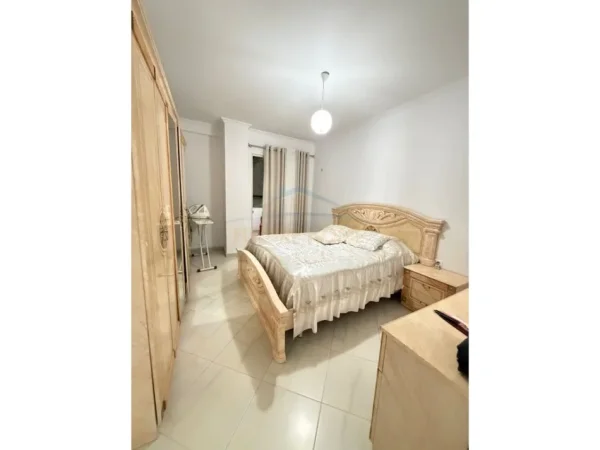 Tirane, shitet apartament 1+1 Kati 6, 80 m² 115.000 € (misto mame)