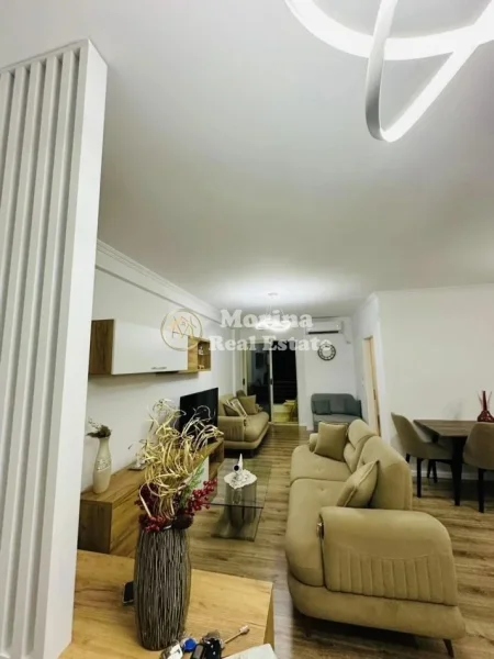 Tirane, jepet me qera apartament 1+1 Kati 5, 60 m² 518 € (Yzberisht)