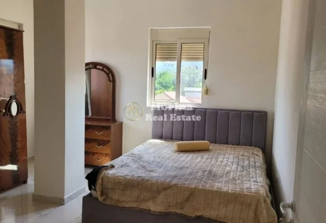 Tirane, jepet me qera apartament 3+1 Kati 7, 200 m² 650 € (Kodra e Priftit)