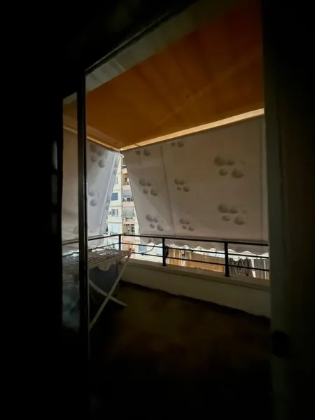 Tirane, jepet me qera apartament 2+1+Ballkon Kati 3, 95 m² 500 € (Astir)