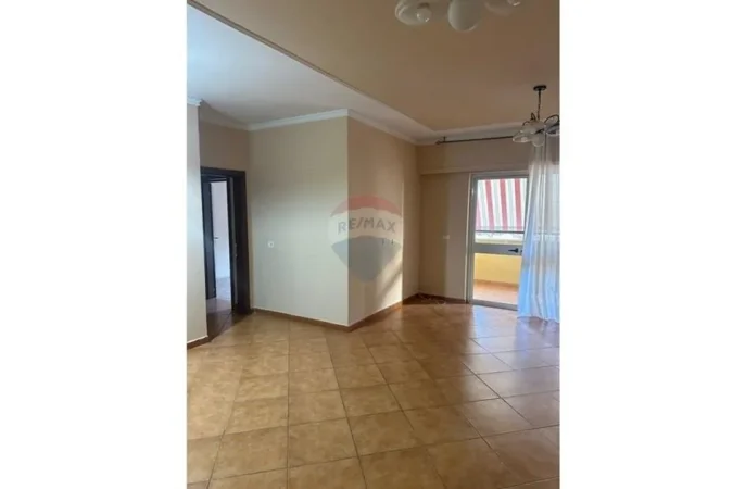 Tirane, jepet me qera apartament , 91 m² 800 € 