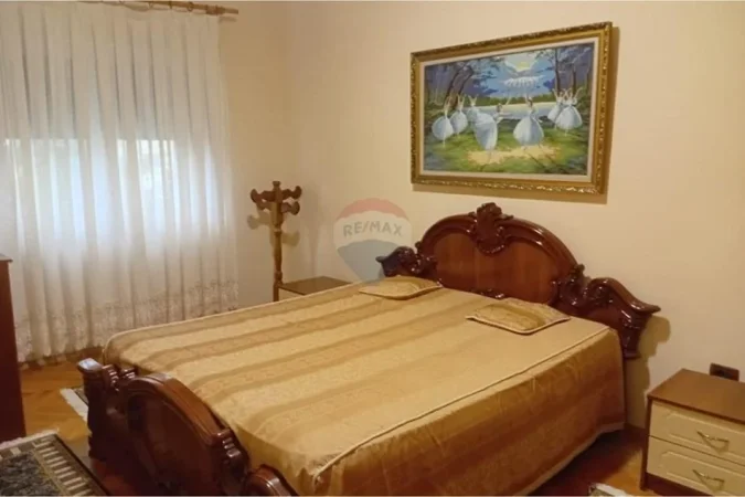 Tirane, jepet me qera apartament , 71 m² 700 € 