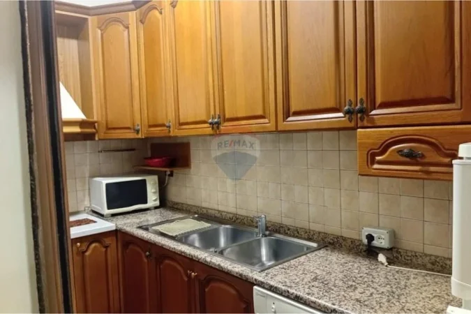 Tirane, jepet me qera apartament , 71 m² 700 € 