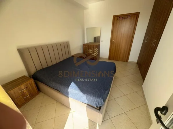 Tirane, jepet me qera apartament 2+1 Kati 8, 102 m² 500 € (astir)