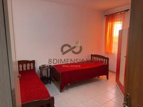 Tirane, jepet me qera apartament 2+1 Kati 8, 102 m² 500 € (astir)