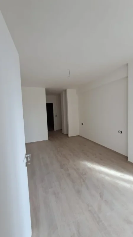 Tirane, shitet apartament 2+1 , 120 m² 192.709 € (Rezidenca Turdiu, Fusha e Aviacionit)