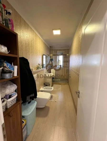 Tirane, shitet apartament 3+1+Ballkon Kati 6, 170 m² 250.000 € (fresk)