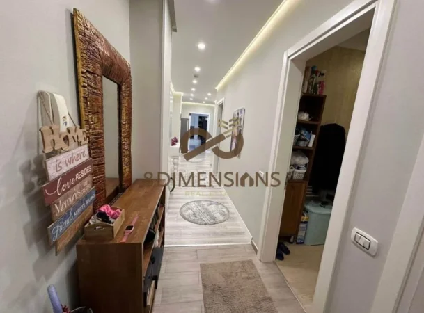 Tirane, shitet apartament 3+1+Ballkon Kati 6, 170 m² 250.000 € (fresk)