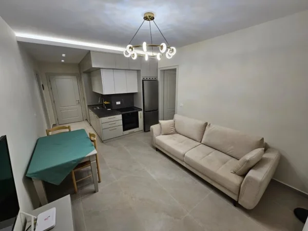 Tirane, jepet me qera apartament 1+1+Aneks+Ballkon Kati 3, 850 m² 850 € (Kajo Karafili)