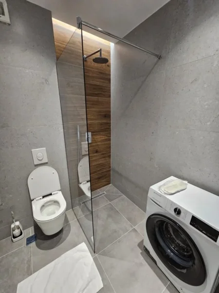 Tirane, jepet me qera apartament 1+1+Aneks+Ballkon Kati 3, 850 m² 850 € (Kajo Karafili)