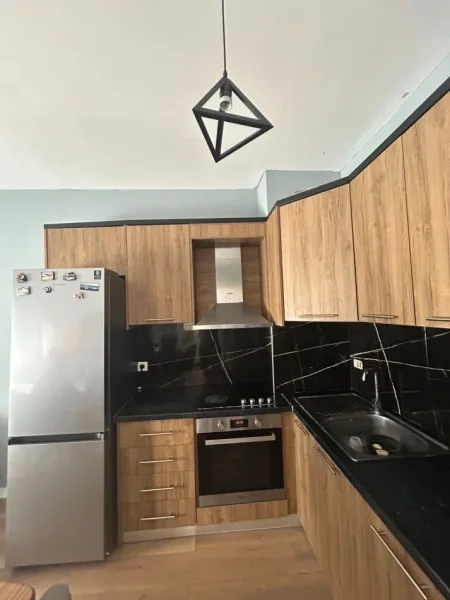 Tirane, shitet apartament 1+1 Kati 8, 60 m² 105.000 € (Bulevardi Migjeni Astir)