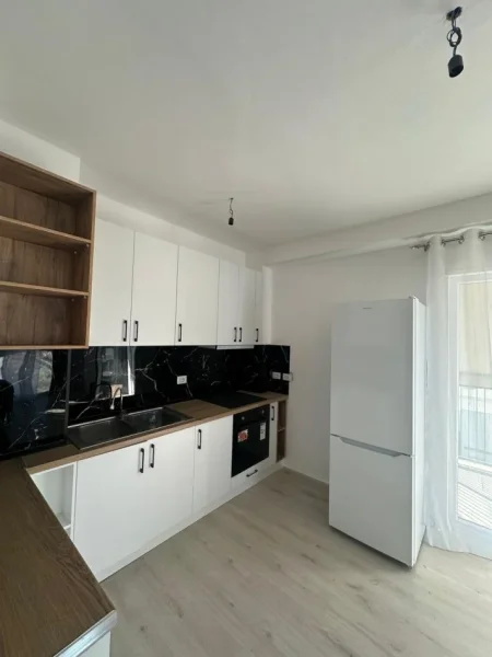 Apartament 2+1 Kati 7, 80 m² 500 € (Univers City)