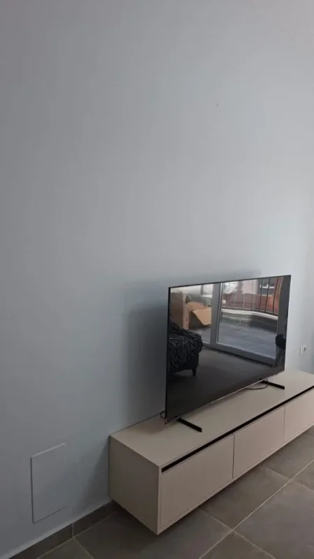 Tirane, jepet me qera apartament 2+1+Ballkon Kati 4, 110 m² 500 € (Rruga 5 maji)