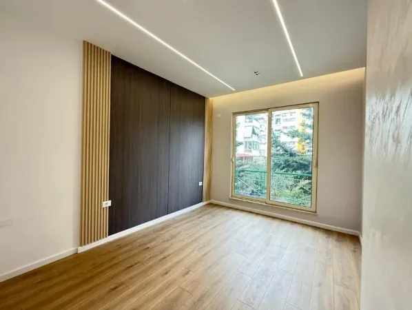 Vlore, shitet apartament 2+1 , 70 m² 125.000 € 