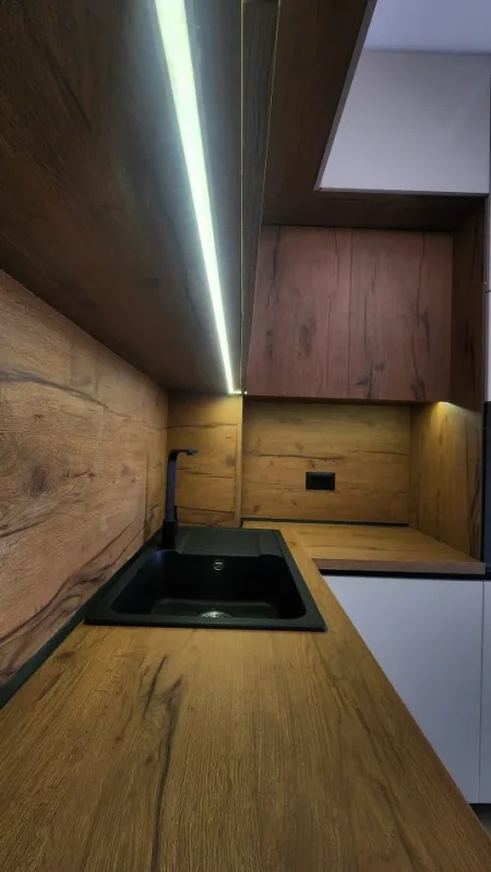 Tirane, jepet me qera apartament 2+1 , 92 m² 550 € (univers city)