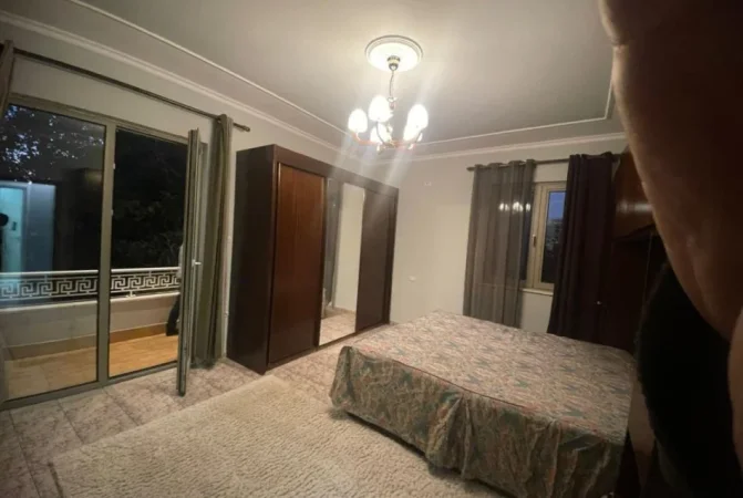 Tirane, jepet me qera apartament 2+1 Kati 2, 114 m² 800 € (Rruga Mihal Grameno)