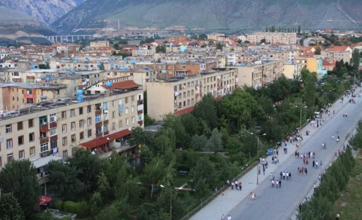 Kukes, shitet apartament 2+1 Kati 4, 82 m² 850.000 € (lagja nr 2)