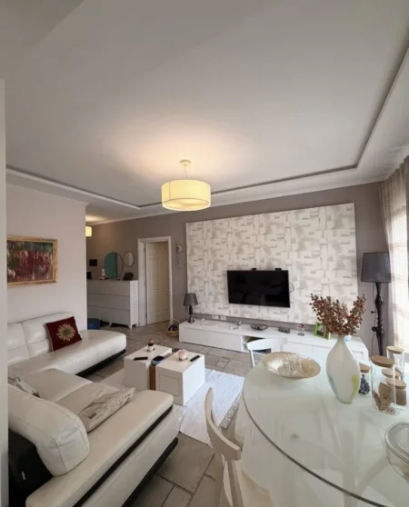 Tirane, shitet apartament 1+1+Ballkon Kati 2, 74 m² 150 milion leke (Kodra e Diellit, prane British School)