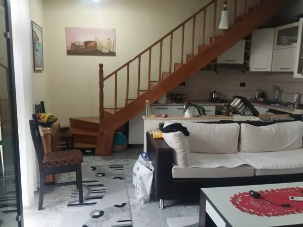 Tirane, shitet nga Pronari, pa-komision Vile 4+1 Kati 2, 176 m² 235.000 € (Tanush Shyti)