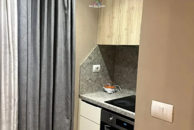 Tirane, jepet me qera apartament 1+1 Kati 3, 65 m² 550 € (Rruga Asim Vokshi)