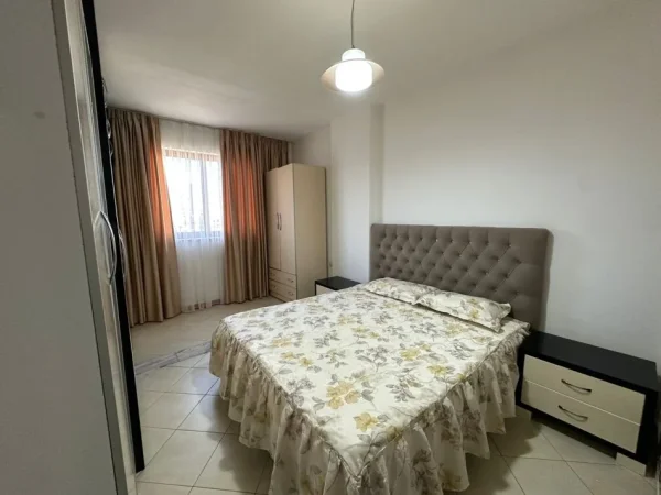 Tirane, jepet me qera apartament 1+1+Ballkon Kati 6, 55 m² 500 € (rruga todi shkurti)