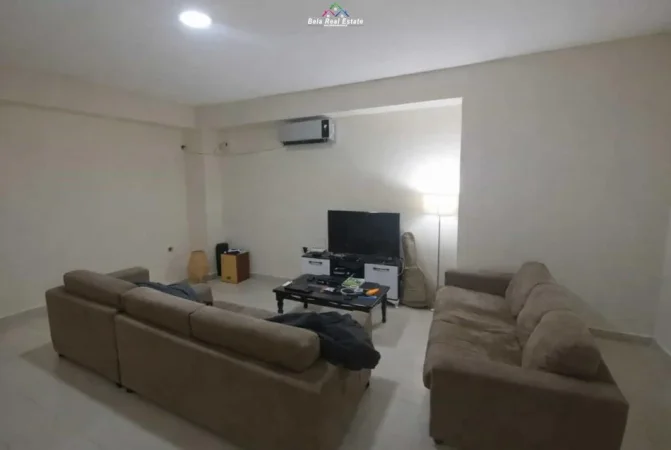 Tirane, jepet me qera apartament 2+1 Kati 2, 120 m² 570 € (Bulevardi Zhan D\Ark)