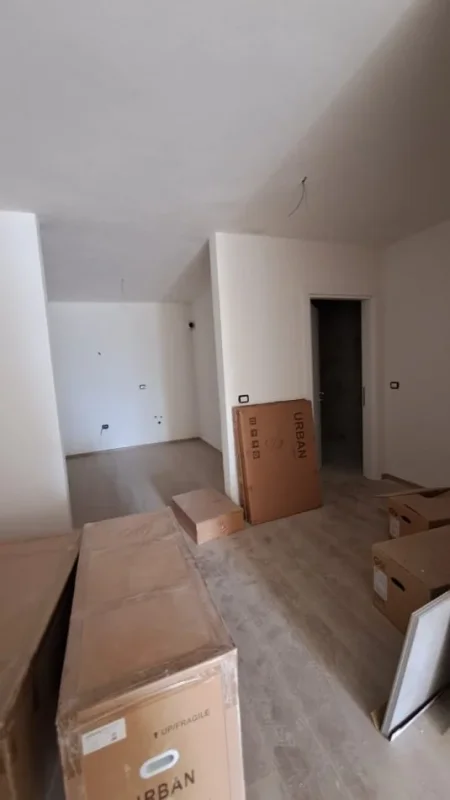 Tirane, shitet apartament 2+1 Kati 10, 121 m² 192.700 € 