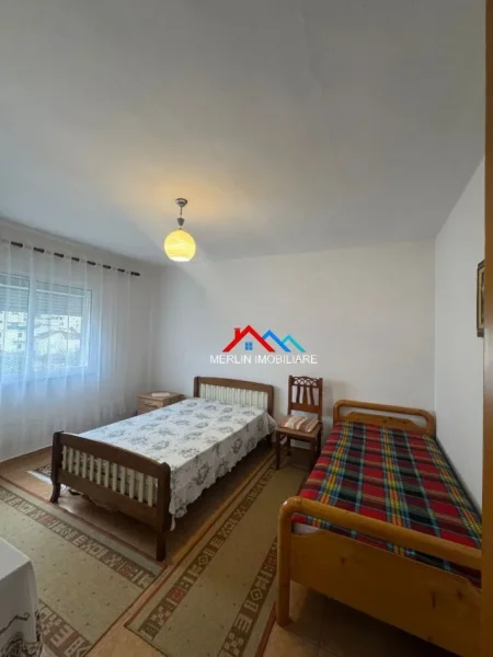 Tirane, shitet apartament 2+1+Ballkon Kati 5, 75 m² 137.000 € (RRUGA TODI SHKURTI,TREGU ELEKTRIK)