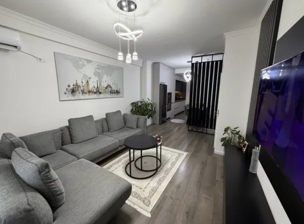 Tirane, shitet apartament 1+1+Ballkon , 97 m² 203.000 € (Don Bosko)