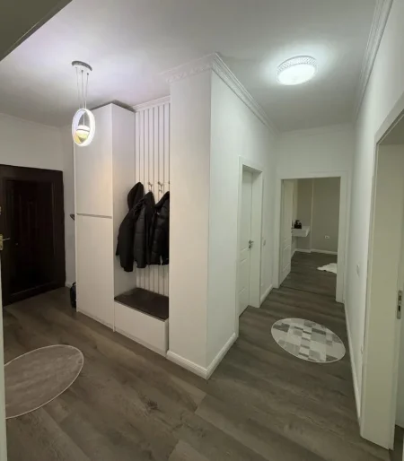 Tirane, shitet apartament 1+1+Ballkon , 97 m² 203.000 € (Don Bosko)