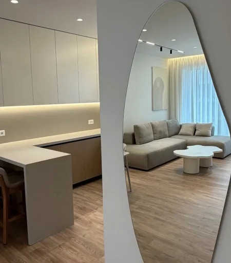 Tirane, jepet me qera apartament 2+1+Ballkon Kati 2, 117 m² 1.500 € (Green Valley Residence, Tiranë)
