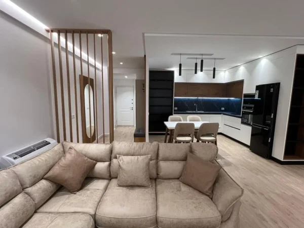 Tirane, jepet me qera apartament 2+1+Ballkon Kati 3, 124 m² 1.200 € (rruga zogu zi)