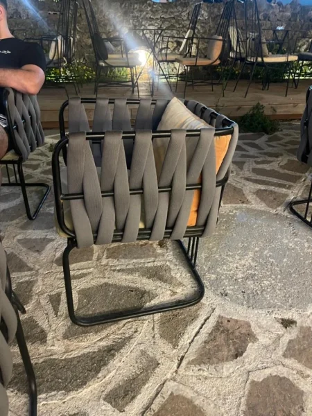 Tirane, shes Tavoline dhe 4 karrige 650 €