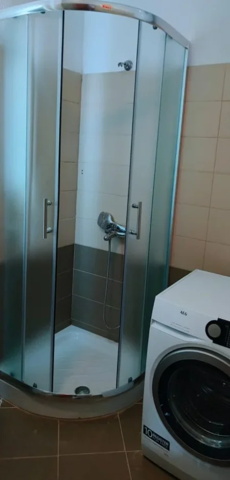 Tirane, shes apartament 2+1+Aneks+Ballkon Kati 7, 159.000 € 