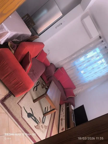 Tirane, jepet me qera shtepi 1+1+Aneks+Ballkon Kati 1, 75 m² 350 € 