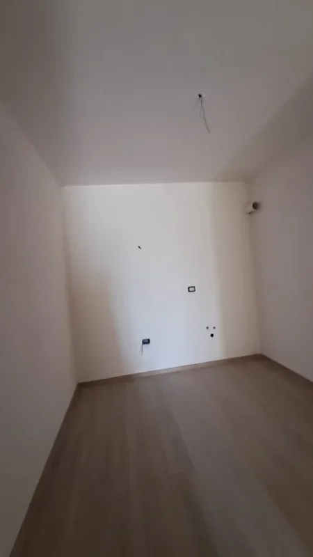 Tirane, shitet apartament 2+1 Kati 10, 120 m² 192.700 € (Fusha e Aviacionit)