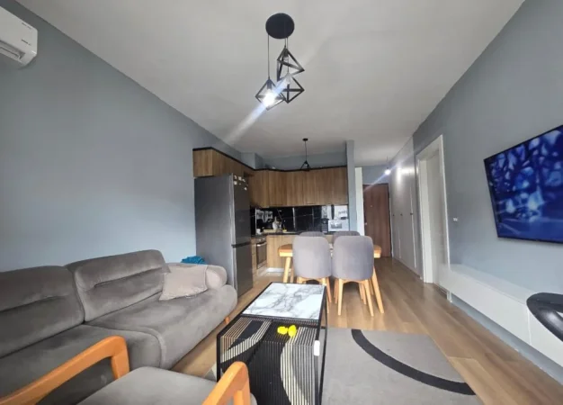 Tirane, shitet apartament 1+1+Ballkon Kati 8, 61 m² 100.000 € (Astir)