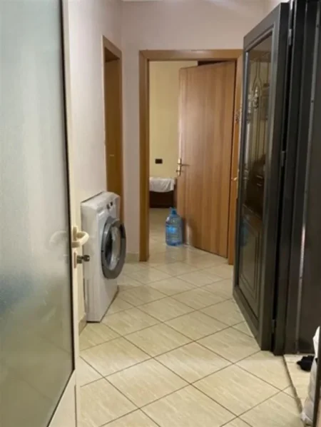 Tirane, shitet apartament 1+1 Kati 3, 47 m² (Shkolla Bajram Curri)