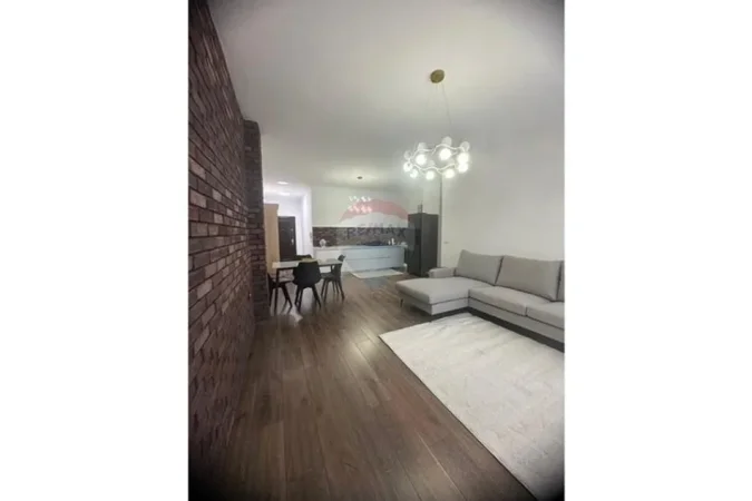 Tirane, jepet me qera apartament , 70 m² 700 € (Rruga Peti, Tiranë)