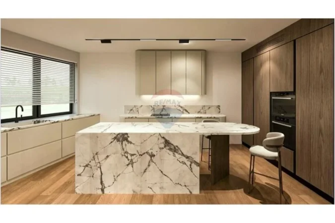 Tirane, shitet apartament , 214 m² 400.000 € 