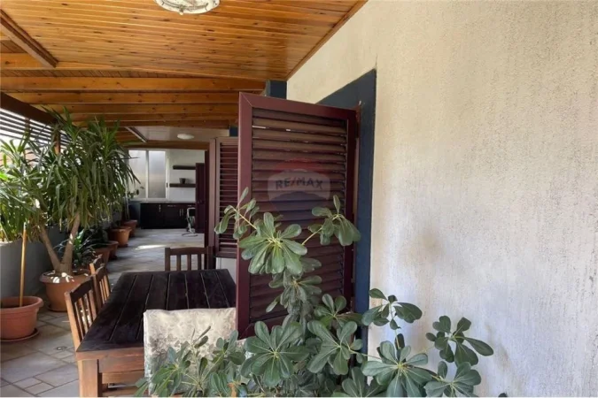 Tirane, shitet apartament , 202 m² 529.999 € (Garda)