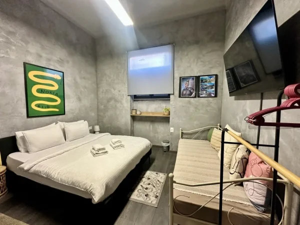 Tirane, garsonier ( Studio Nr 4 )