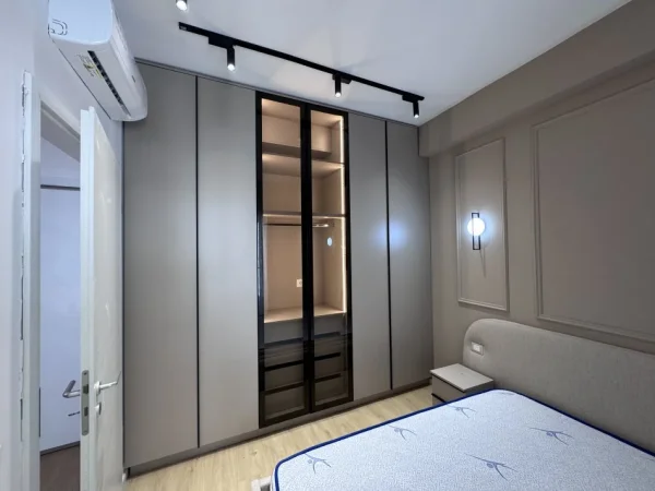 Tirane, jap me qera apartament 1+1+Ballkon Kati 6, 500 €