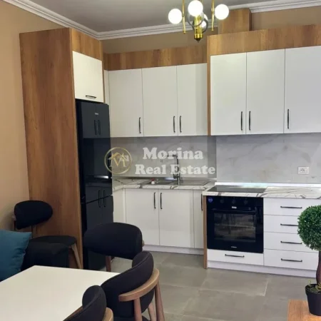 Tirane, jepet me qera apartament 1+1 Kati 7, 60 m² 500 € (5 Maji)
